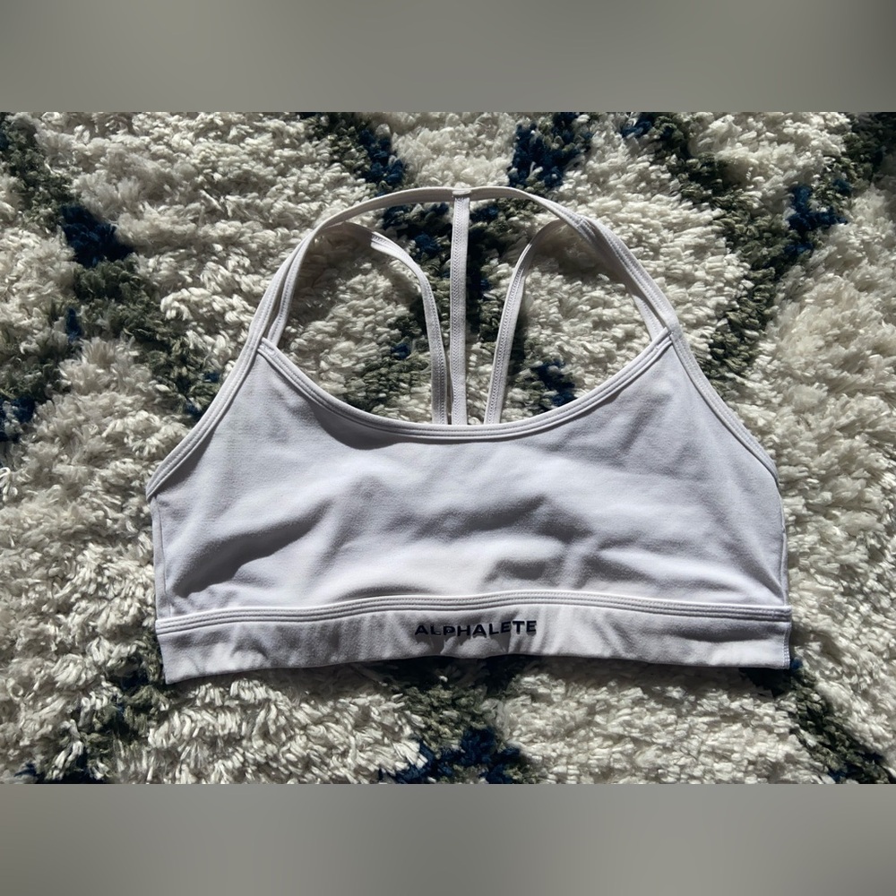 Alphalete Alphalux Tri Bra, size medium(tight fit), smoke and pet free home.